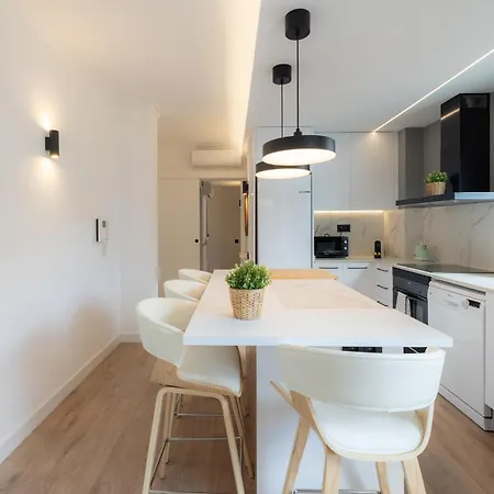 U-nique Villarroel Ii Barcelona