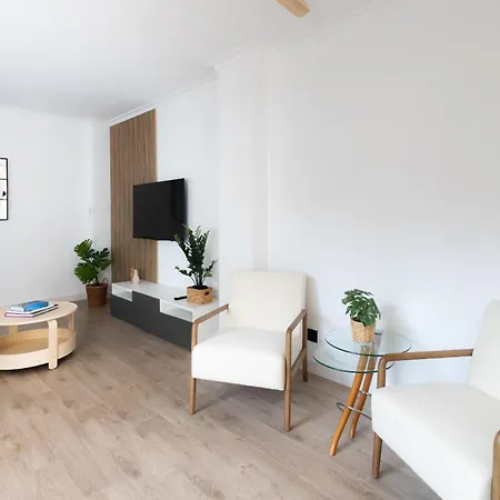 U-nique Villarroel Ii Apartman